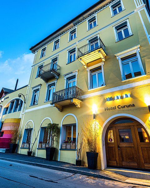 Außenansicht Hotel Garni Curuna Scuol